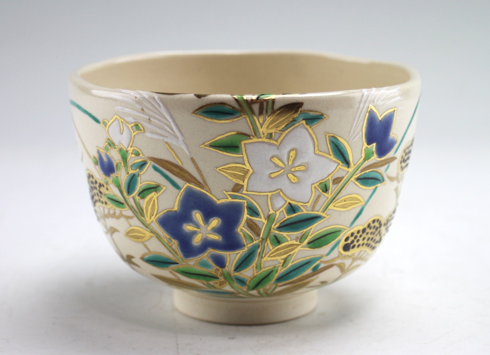 仁清写秋草茶碗