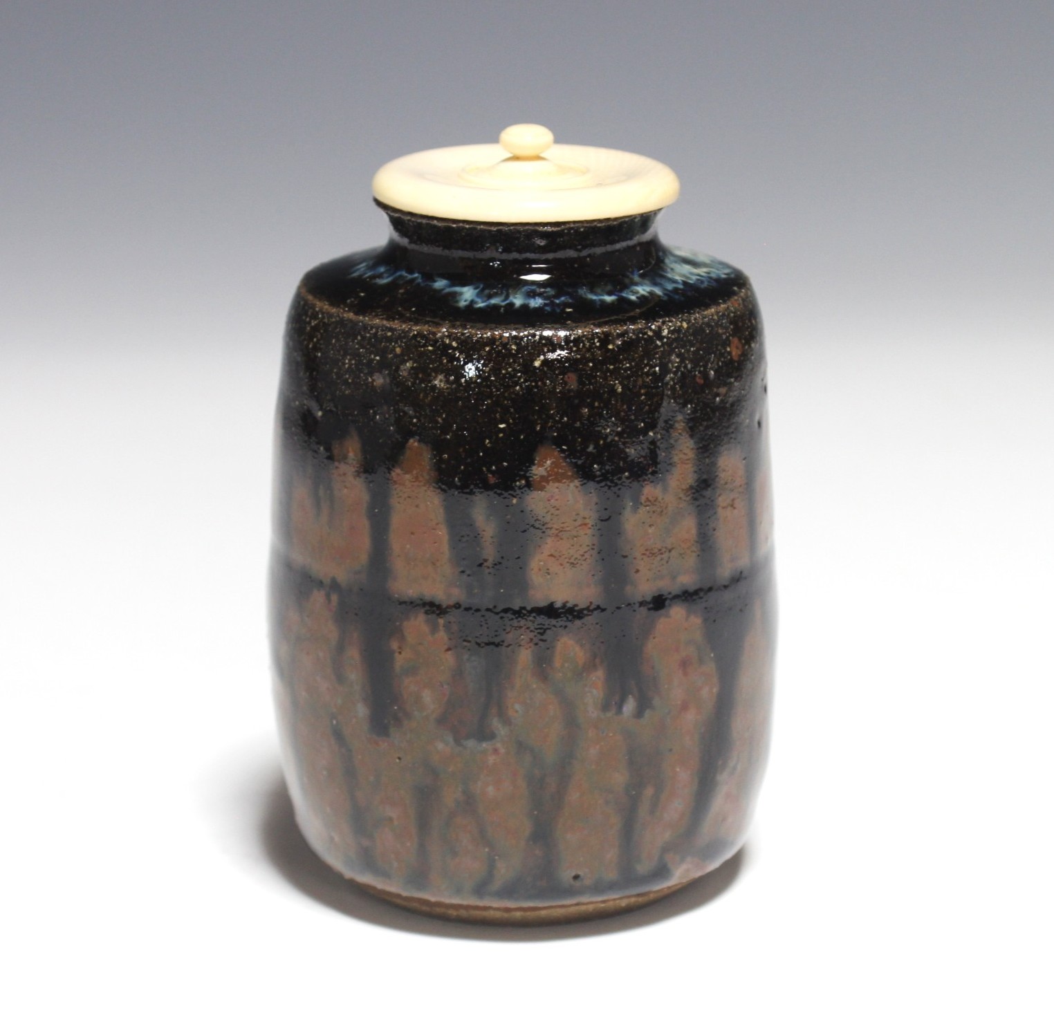 徳澤守俊　絵唐津ぐい吞　共箱　酒器　コレクション　陶芸　茶道具 徳沢守俊 朝鮮唐津茶入 moritoshi, tokuzawa korean karatsu tea