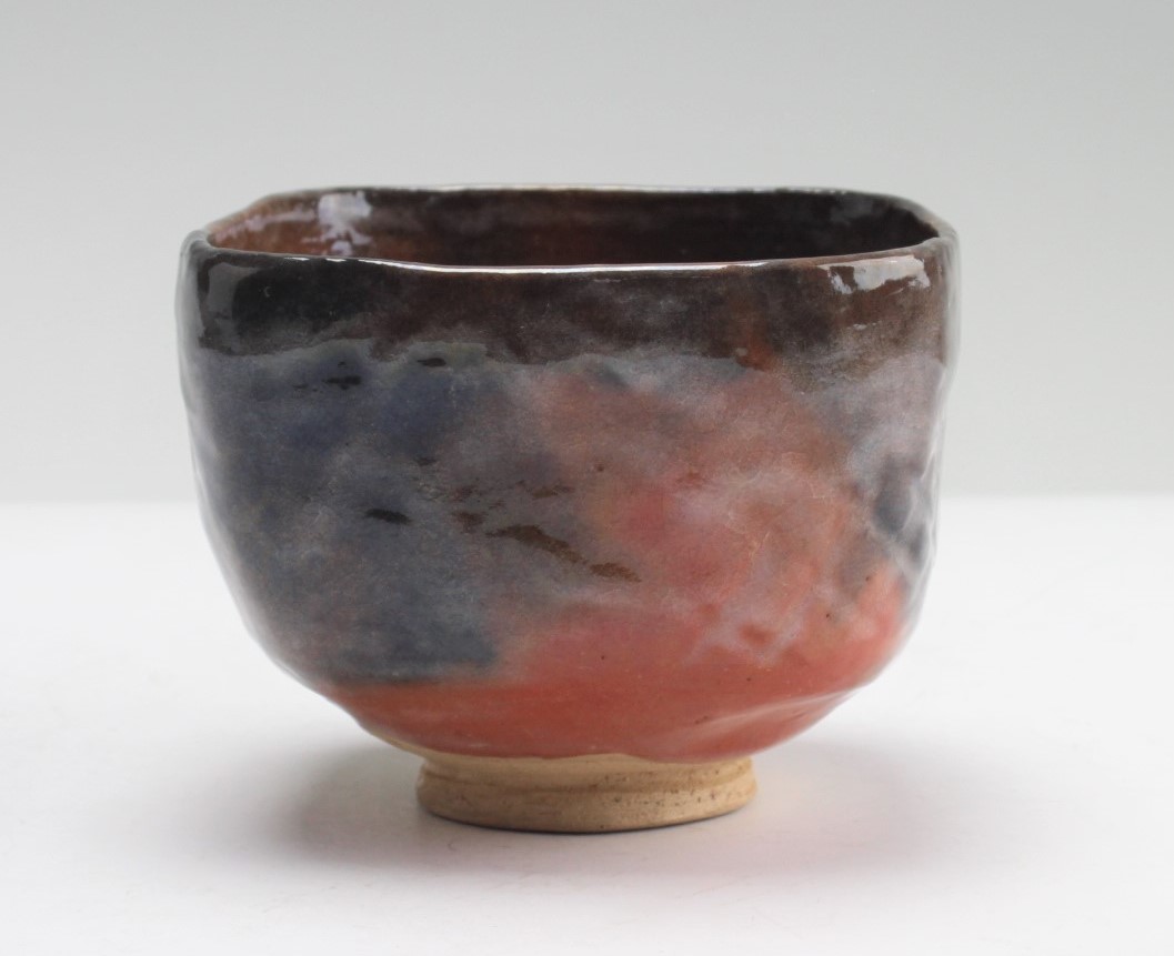 赤茶碗　銘「紫雲」