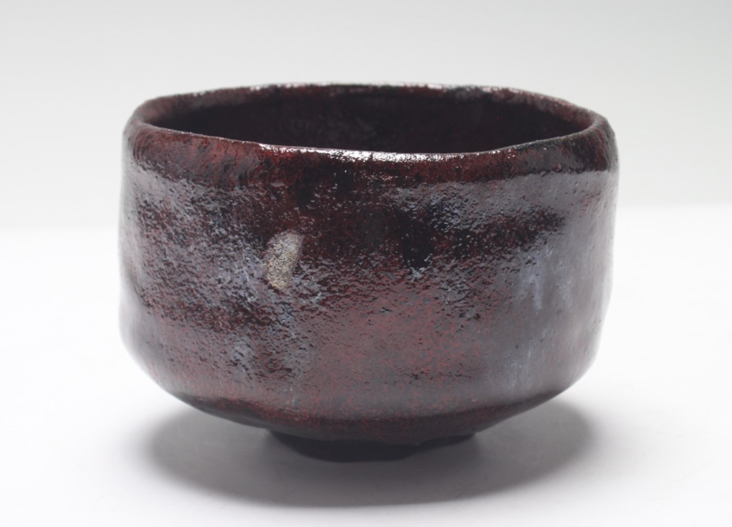 朱釉黒茶碗